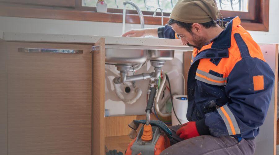 Local expert plumbing services in Pennville, IN